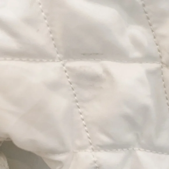 Sold Fall Sale: Liv & Lottie | White Quilted Jacket with Faux Fur Lining - Picture 4 of 6